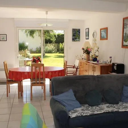602 - A Erquy, Jolie Maison Avec Un Grand Jardin De 700m2 Proche Des Plages Sauvages 빌라 *